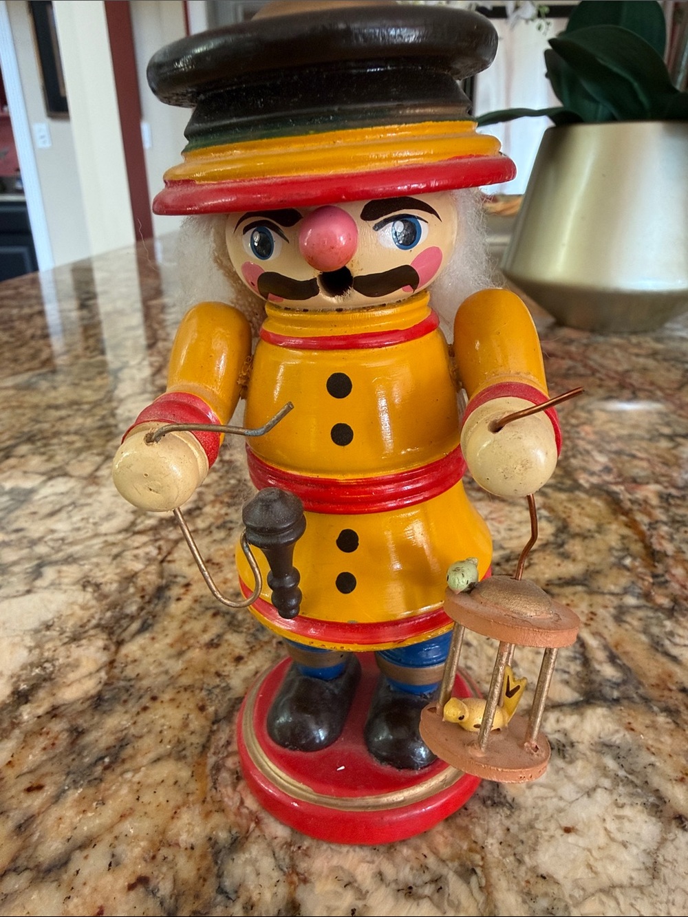 Erzgebirge smoker figurine Wooden